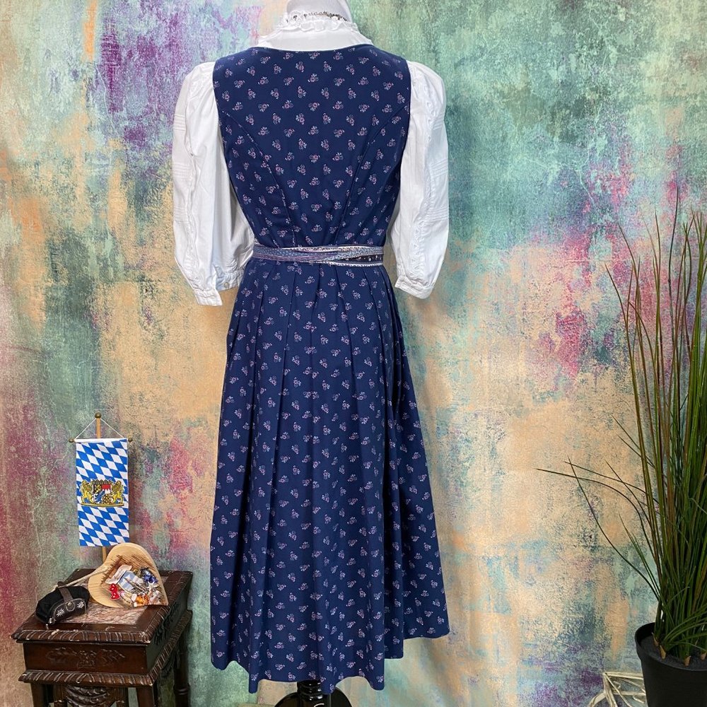 📌 Authentic traditional high-quality Bavarian Dirndl with Blouse and Apron - Picture 3 of 15